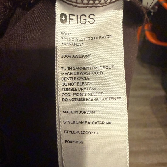 Figs Women's Scrub Set in Dark Brown/Burgundy - Picture 7 of 10